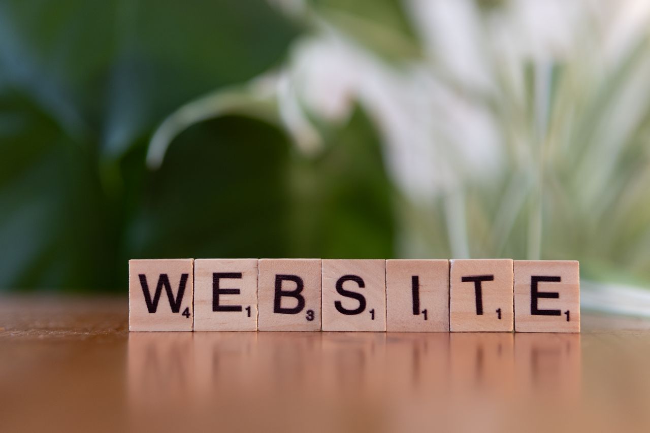 Website pe abonament: cum funcționează